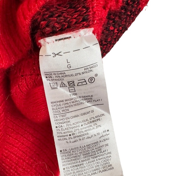 Old Navy Buffalo Knit Plaid Sweater Christmas - Picture 6 of 7